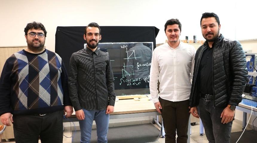 KTO Karataylı m&uuml;hendislerden &ldquo;Light Board&rdquo; st&uuml;dyosu