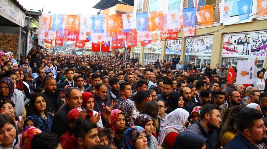 Cumhur İttifakı K&ouml;şk&rsquo;te g&ouml;vde g&ouml;sterisi yaptı