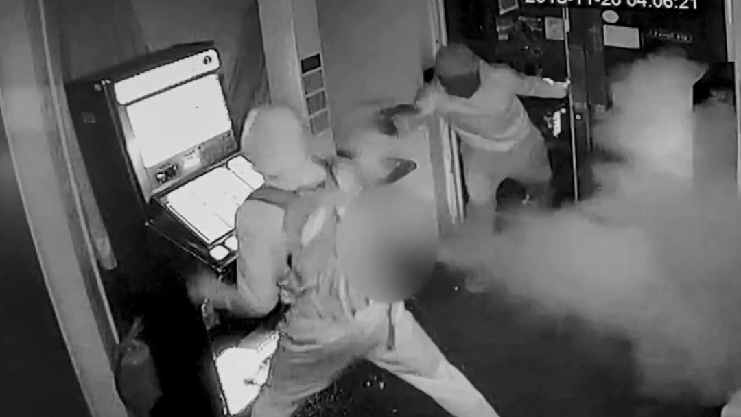 Hırsızlara sis makinesi şoku! 