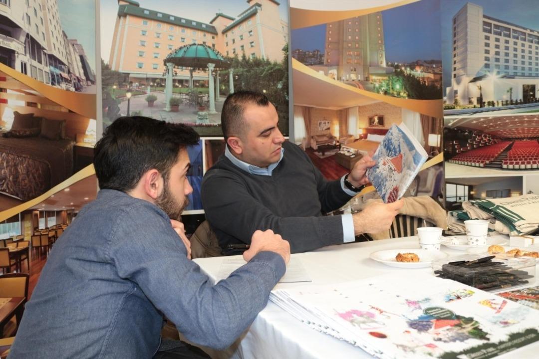 BTİOYO &ouml;ğrencileri turizm sekt&ouml;r&uuml; temsilcileriyle buluştu