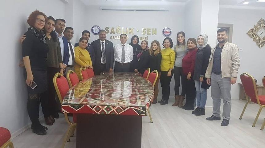 Sağlıksen’den 8 Mart kutlaması