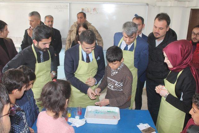 Köy okulunda tasarım ve beceri atölyeleri açıldı