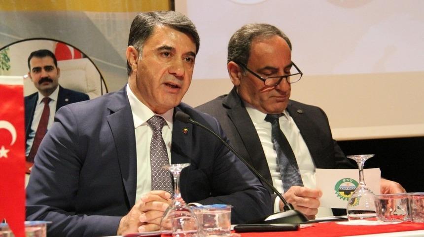 Yeşil: "Sabır ve disiplinle m&uuml;cadele etmelisiniz"