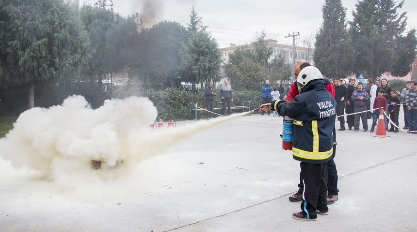 &Ouml;zel &ccedil;ocuklar yangına m&uuml;dahale etti
