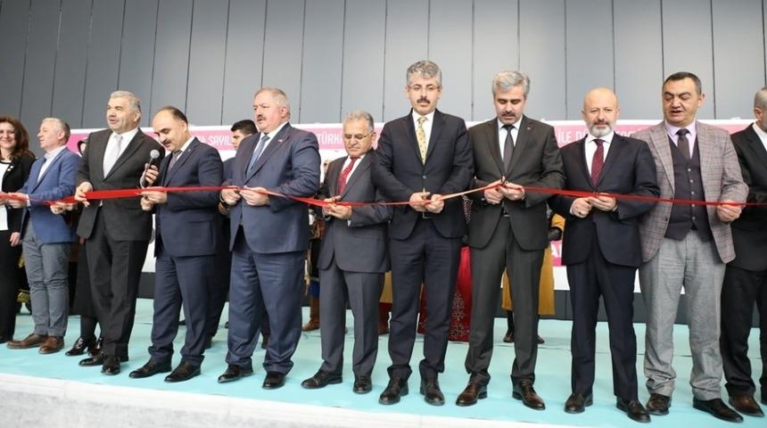 Başkan Dr. Memduh Büyükkılıç “Fuarlar şehri Kayseri’ye hazır olun”