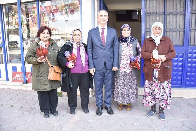 Başkan Kale; “Kadınlar toplumun temel direğidir”