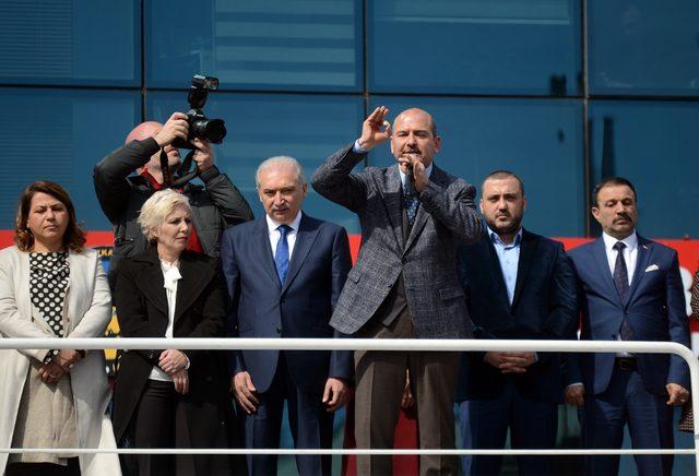 S&uuml;leyman Soylu ve Mevl&uuml;t Uysal B&uuml;y&uuml;k&ccedil;ekmecelilere seslendi 2