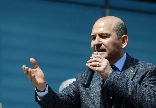 S&uuml;leyman Soylu ve Mevl&uuml;t Uysal B&uuml;y&uuml;k&ccedil;ekmecelilere seslendi 3