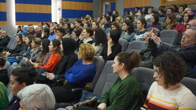 Aliağa İlçe Milli Eğitim Müdürlüğü’nden mesleki gelişime destek