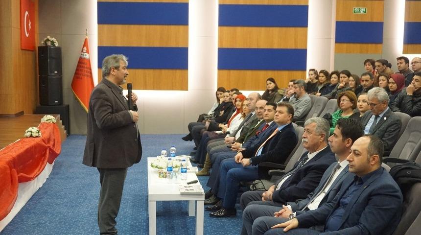 Aliağa İl&ccedil;e Milli Eğitim M&uuml;d&uuml;rl&uuml;ğ&uuml;&rsquo;nden mesleki gelişime destek