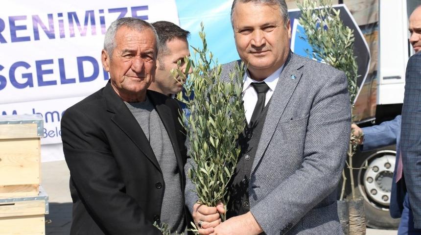 Fidanlar ve kovanlar Yunusemre&rsquo;den