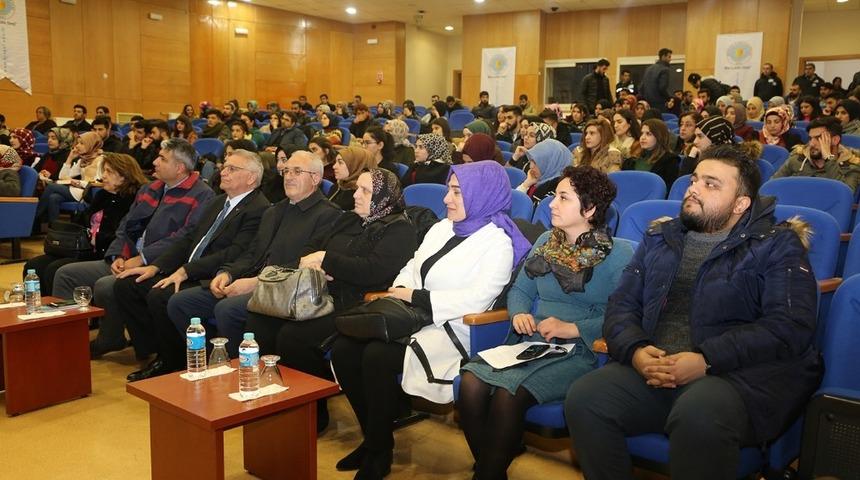 Bing&ouml;l&rsquo;de "Kadın, Emek ve Adalet" Paneli