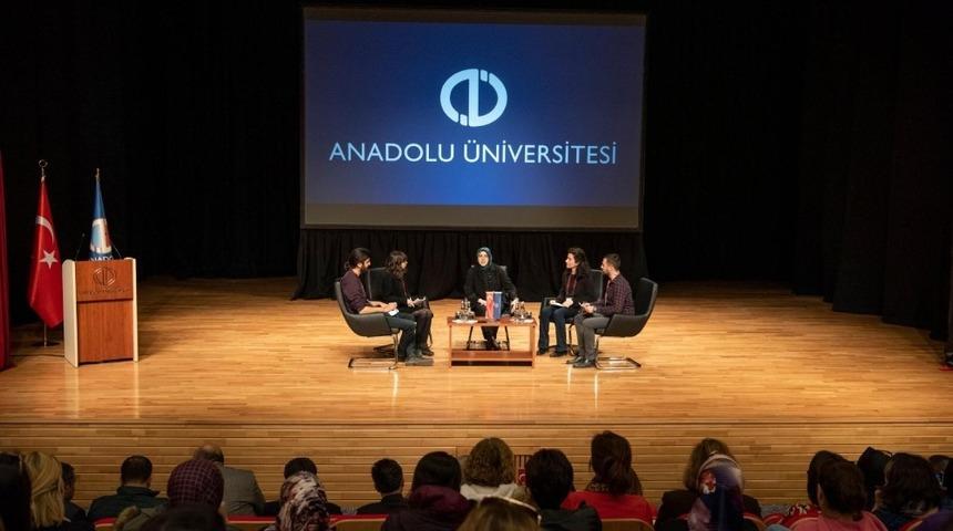 ‘Kadın Gözüyle Öğrencilikten Hayata’ etkinliği