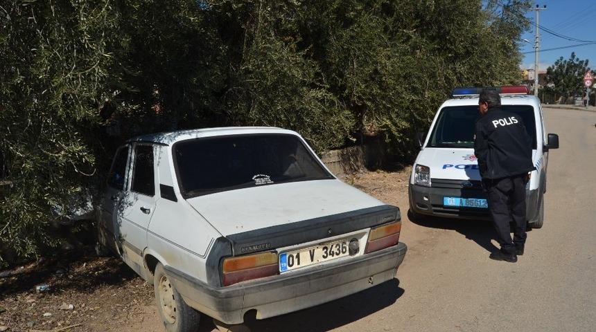 Otomobil evin duvarına &ccedil;arptı: 1 yaralı