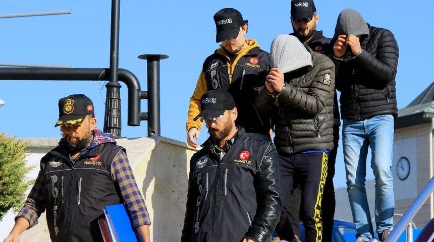 Uyuşturucu operasyonuna 2 tutuklama