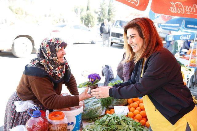 Başkan Türel'in eşi Ebru Türel trafik kazası geçirdi