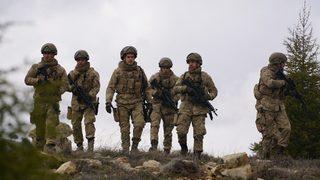 Nöbet dizisinde Barış Binbaşı ve askerlerine hain pusu! Nöbet 2. yeni bölüm fragmanı izle!