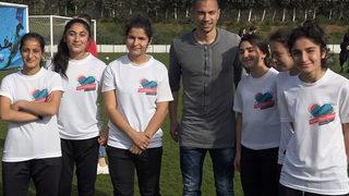 Gökhan İnler 8 Mart Dünya Kadınlar Günü için sahada