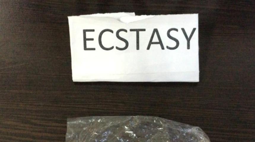 Sivas&rsquo;ta uyuşturucu operasyonlarında 5 tutuklama