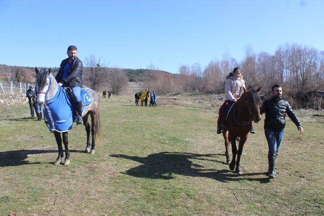 Tavşanlı Rahvan At ve Binicilik Kulübü faaliyetlerini genişletmek istiyor