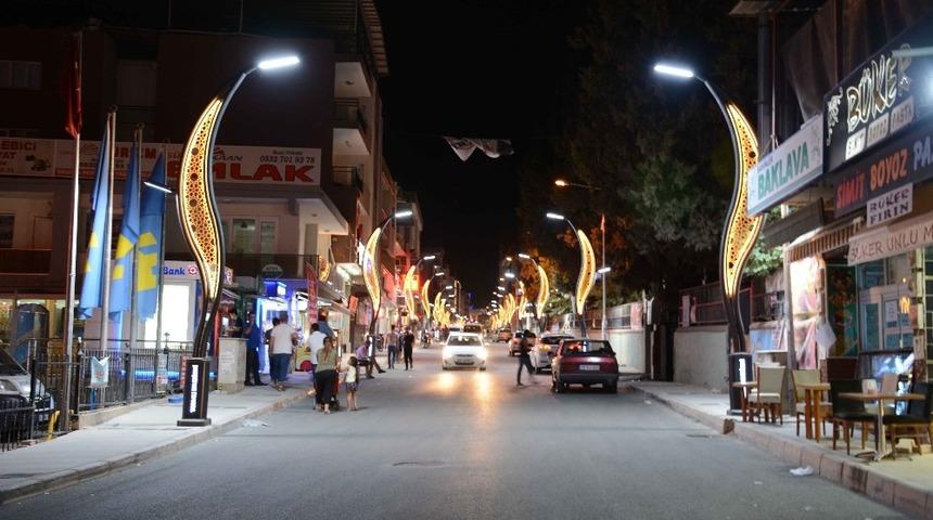 Torbalı sokakları ışıl ışıl