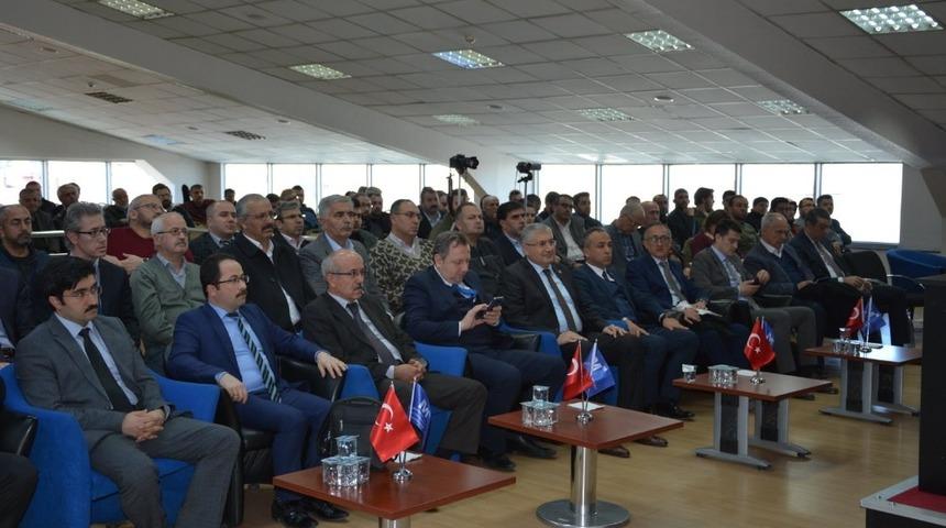 Konya SMMMO&rsquo;da Gelir Vergisi beyanı ile ilgili seminer