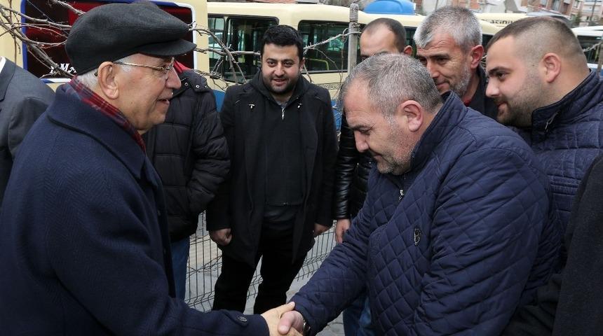 Yaşar, dolmuş şof&ouml;rleriyle bir araya geldi