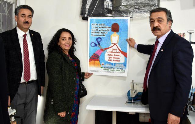 Van da &ccedil;ocuk yaşta evliliklere karşı projeye esnaf desteği 2