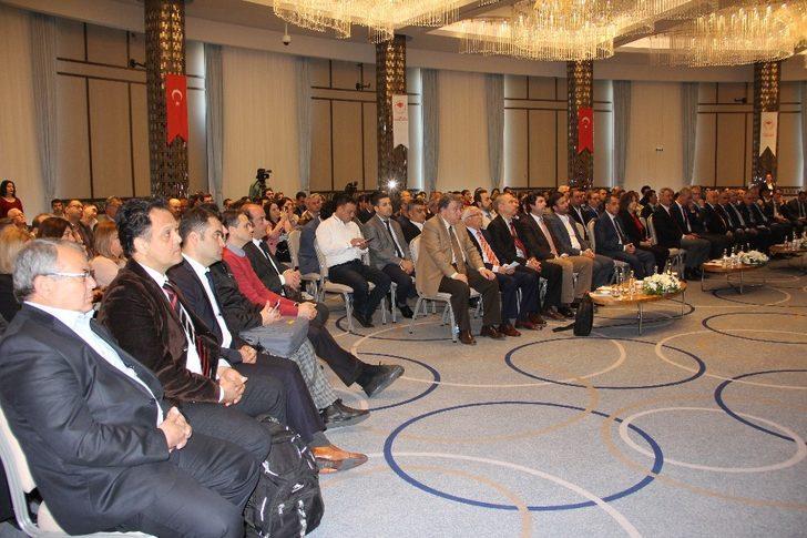 Vali Su: “Akdeniz Meyve Sineği oranını yüzde 40’tan yüzde 1’in altına indirmeyi başardık” G5