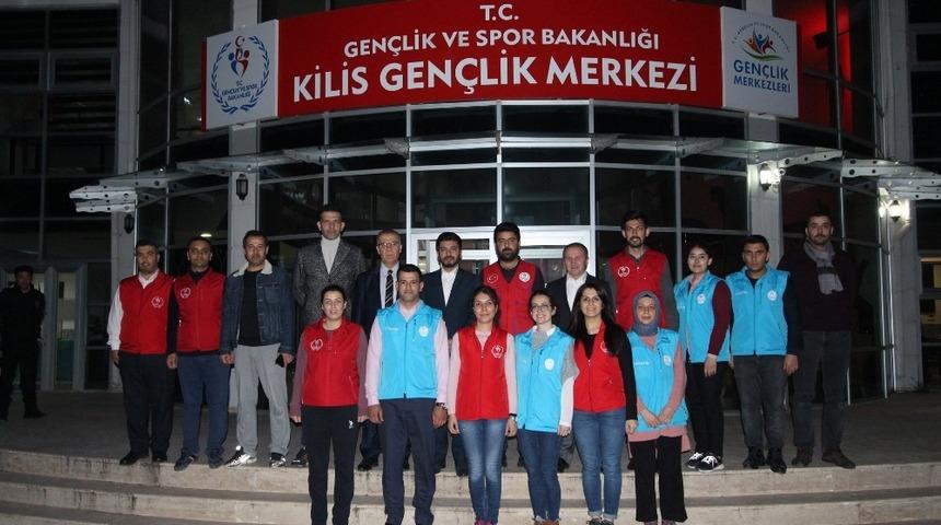 Gen&ccedil;lik Merkezine gece denetimi