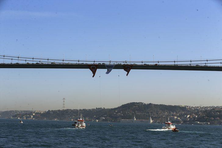 Halatlarla indiler! 15 Temmuz Şehitler Köprüsü'nde hareketli anlar G2