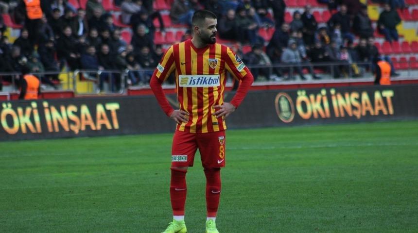 Bernard Mensah&rsquo;ın yerine Hasan H&uuml;seyin Acar