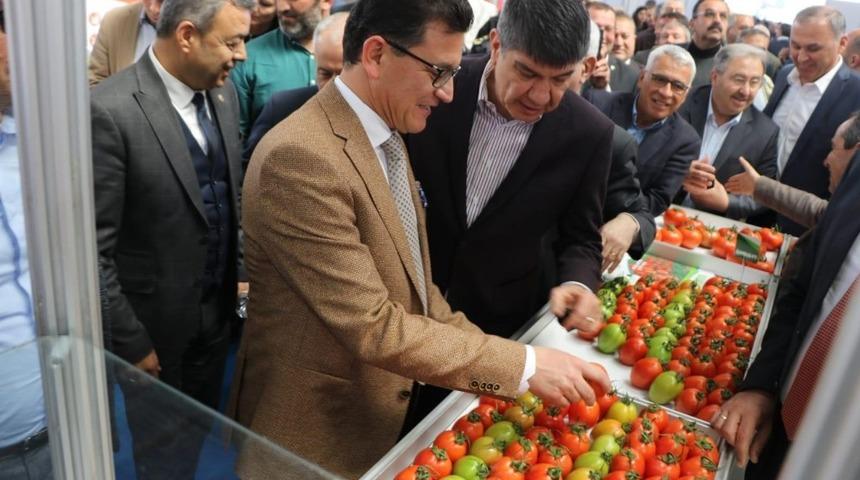 Atay Uslu: "Tarımsal ihracatımız 3.7 milyar dolardan 17.7 milyar dolara y&uuml;kseldi"