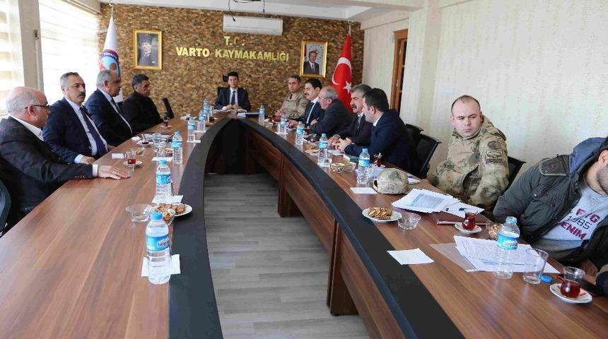 Varto&rsquo;da &lsquo;se&ccedil;im g&uuml;venliği&rsquo; toplantısı