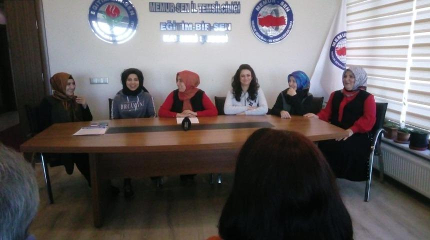 Eğitim-Bir-Sen Kadın Komisyonu İl Temsilcisi Nilg&uuml;n Serim, "Tutsak kadınları &ouml;zg&uuml;rl&uuml;ğe kavuşturmanın vaktidir"