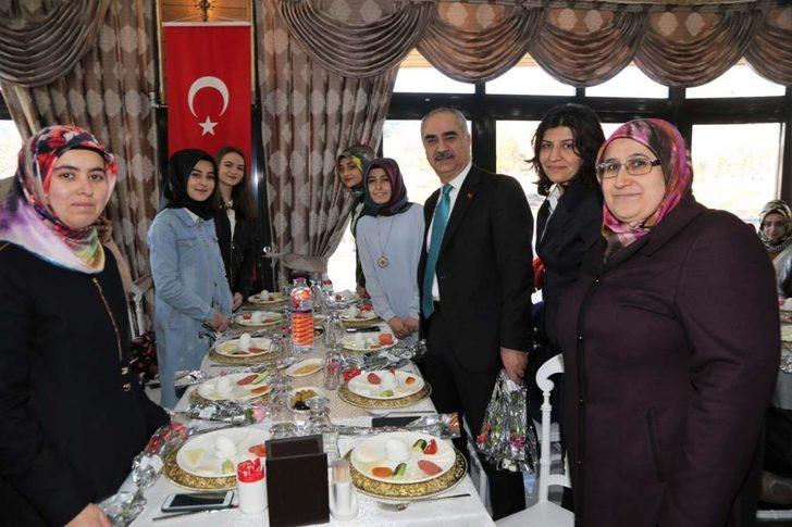 Sivas’ta Kadınlar Günü kutlamaları G2