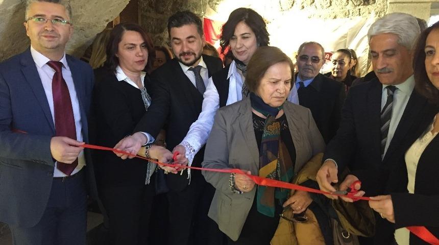 Kayseri Eczacı Odası ve T&uuml;rk Kadınlar Birliği&rsquo;nden Fotoğraf Sergisi