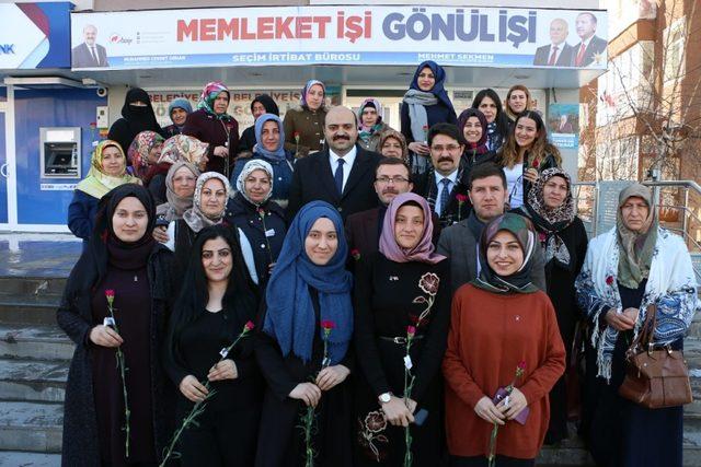 Başkan Orhan: “Kadınlar toplumun mimarlarıdır”