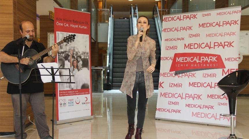 Fide K&ouml;ksal, &Ouml;yk&uuml; Arin ve t&uuml;m l&ouml;semili &ccedil;ocuklar i&ccedil;in s&ouml;yledi