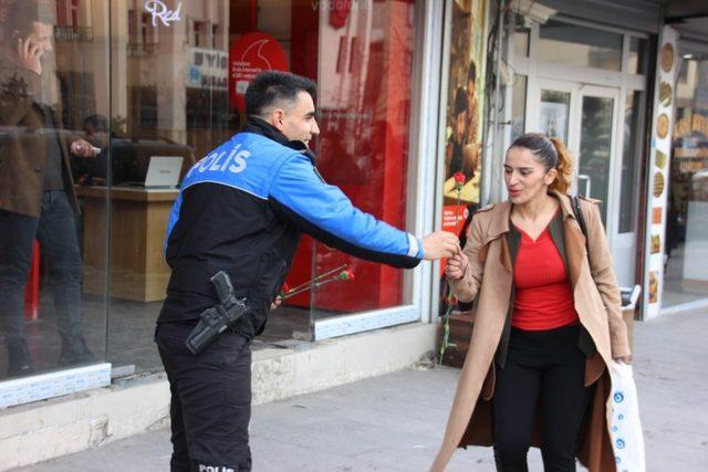 Hakkari’de Kadınlar Günü etkinliği