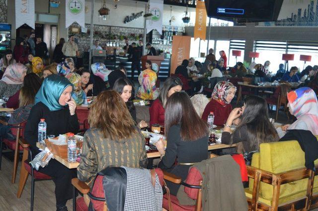 Ağrı Barosu’ndan ‘8 Mart Dünya Kadınlar Günü’ etkinliği