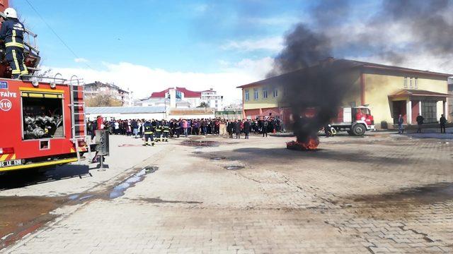 Muradiye’de yangın tatbikatı