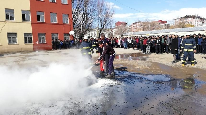 Muradiye&rsquo;de yangın tatbikatı