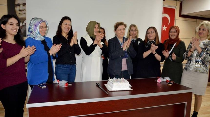 Kayseri Devlet Hastanesinde 8 Mart D&uuml;nya Kadınlar G&uuml;n&uuml; Kutlandı