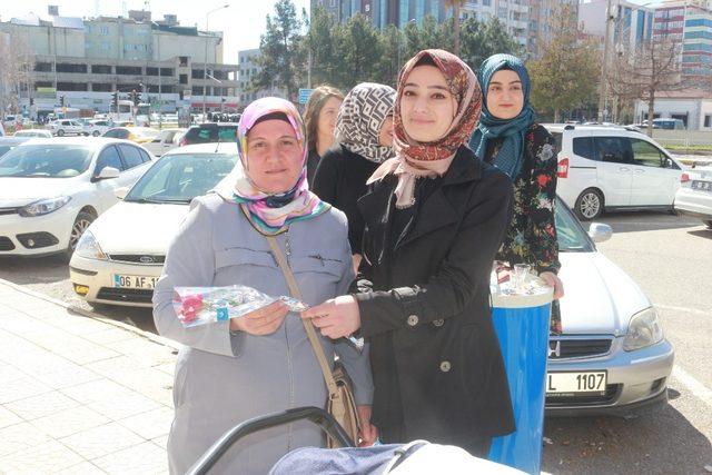 Ülkü ocakları başkanlığı kadınların Kadınlar Gününü kutladı