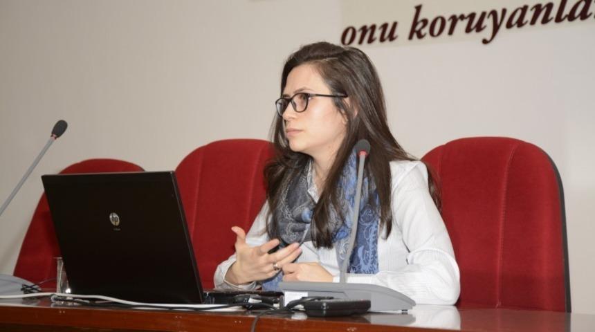 Anadolu &Uuml;niversitesi&rsquo;nde kadın iş g&uuml;c&uuml; konuşuldu