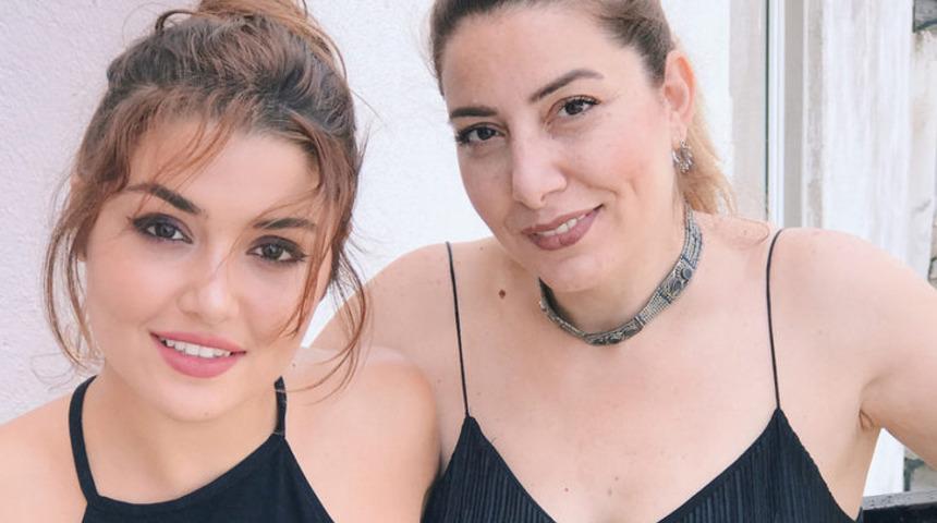 Hande Er&ccedil;el'den annesiyle ilgili duygusal paylaşım!