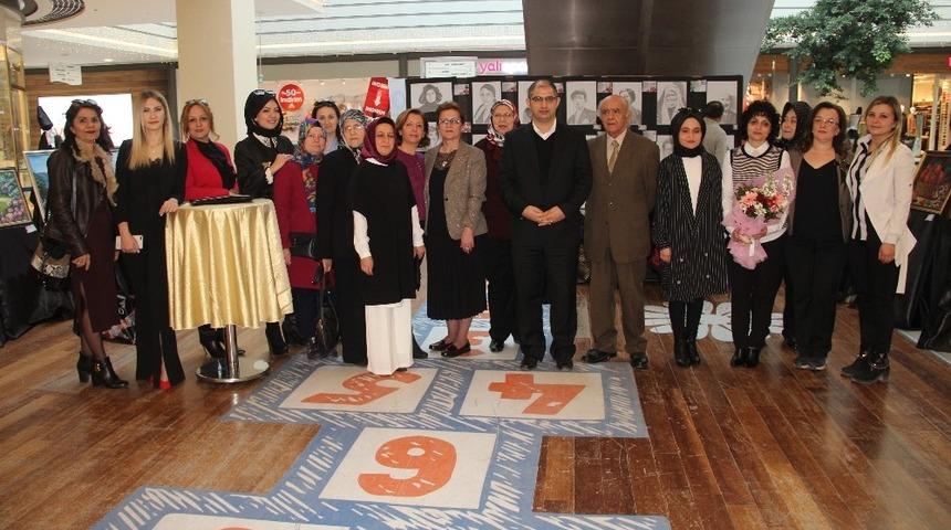 K&uuml;tahya&rsquo;da &rsquo;Kadınca Kararınca&rsquo; konulu karma sergi