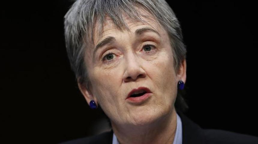 ABD Hava Kuvvetleri Genel Sekreteri istifa edeceğini a&ccedil;ıkladı