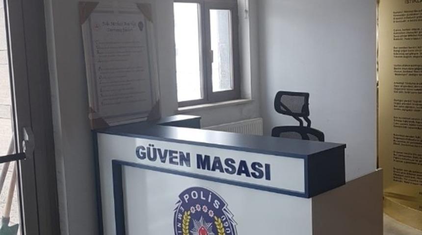 Bitlis emniyetinden &lsquo;G&uuml;ven Masası&rsquo; uygulaması